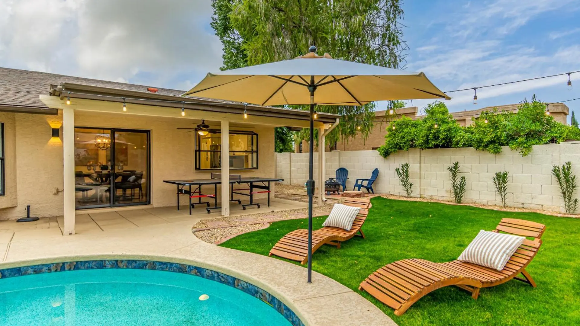 Beverly Scottsdale USA